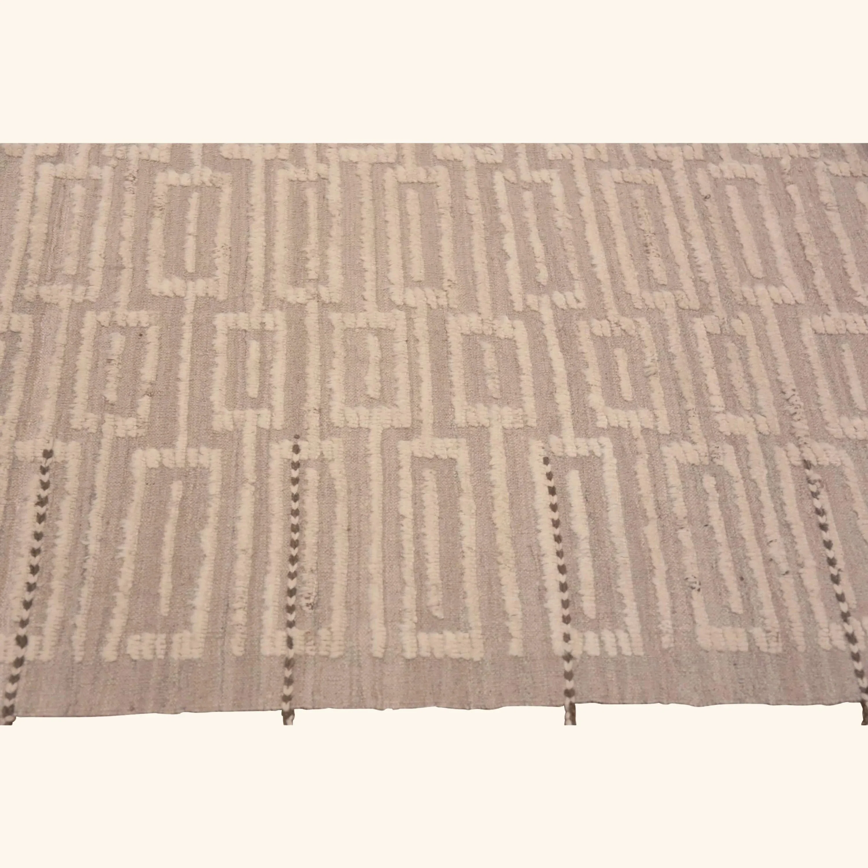 Beige Zameen Contemporary Wool Rug - 6'7" x 9'7" - Image 5