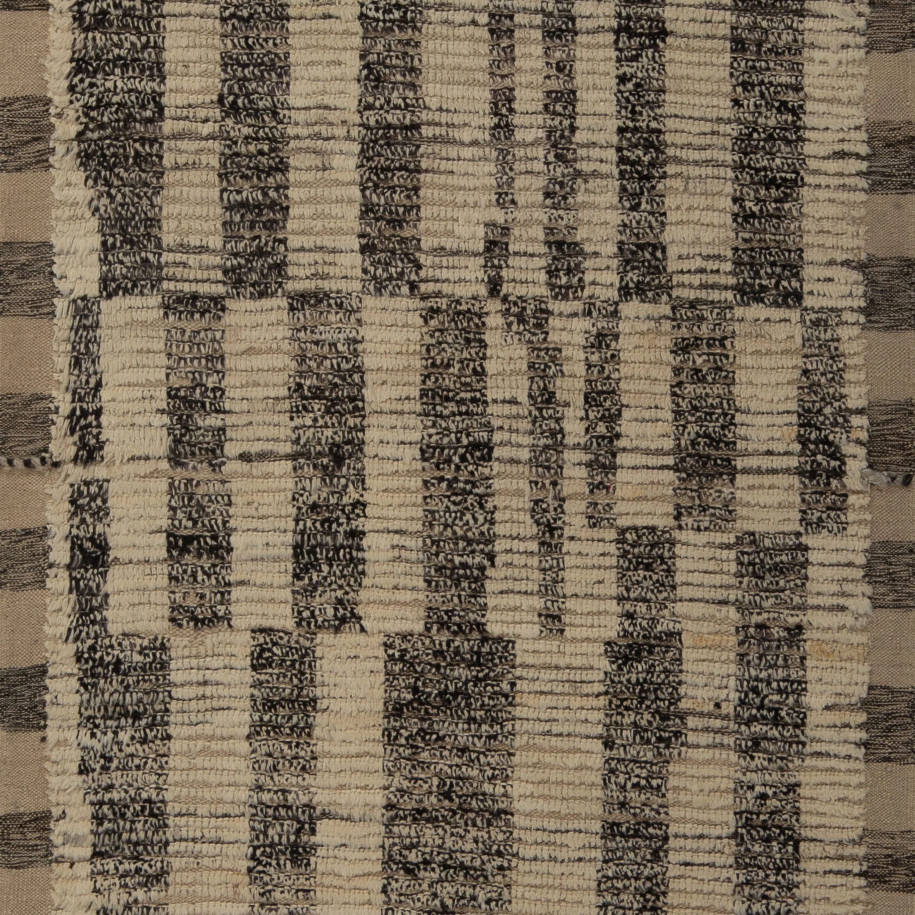 Grey Zameen Transitional Wool Runner - 3'4" x 13'9" - Image 2