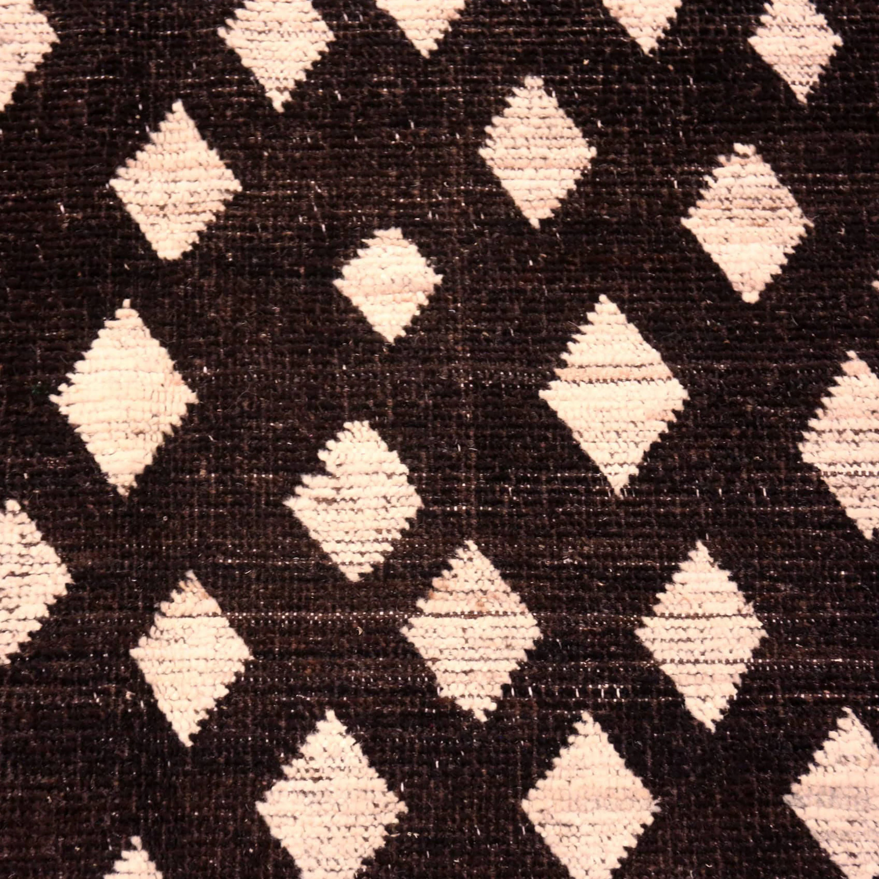 Black Zameen Transitional Wool Rug - 12'7" x 16'8" - Image 5