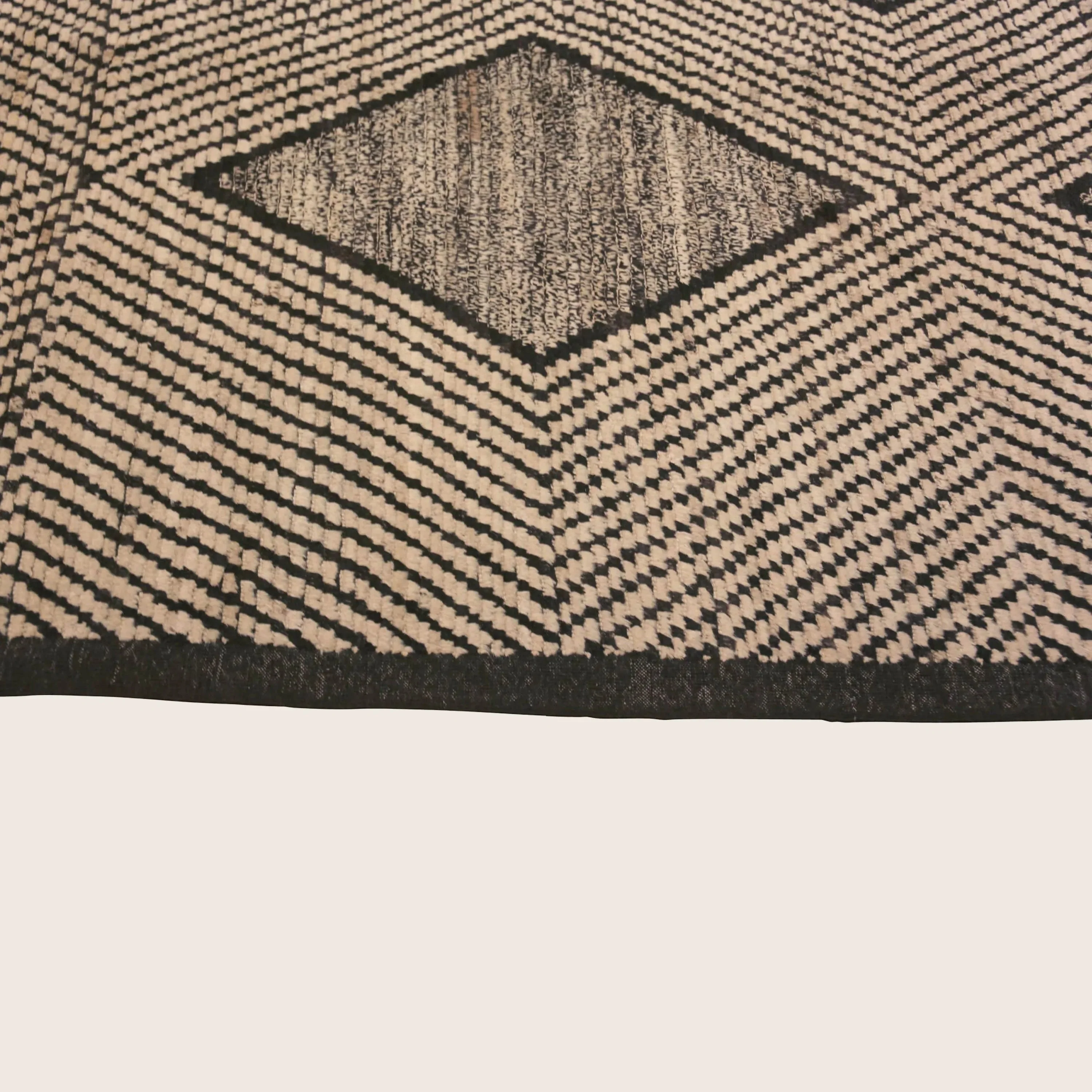 Black Zameen Transitional Wool Rug - 13'2" x 16' - Image 6