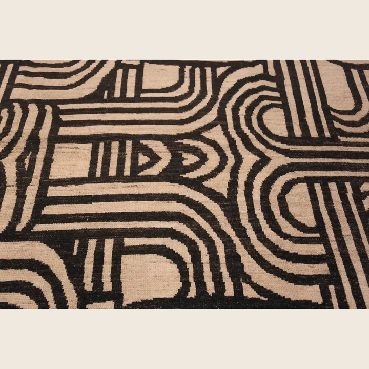 Black Zameen Transitional Wool Rug - 16'5" x 22'6" - Image 5