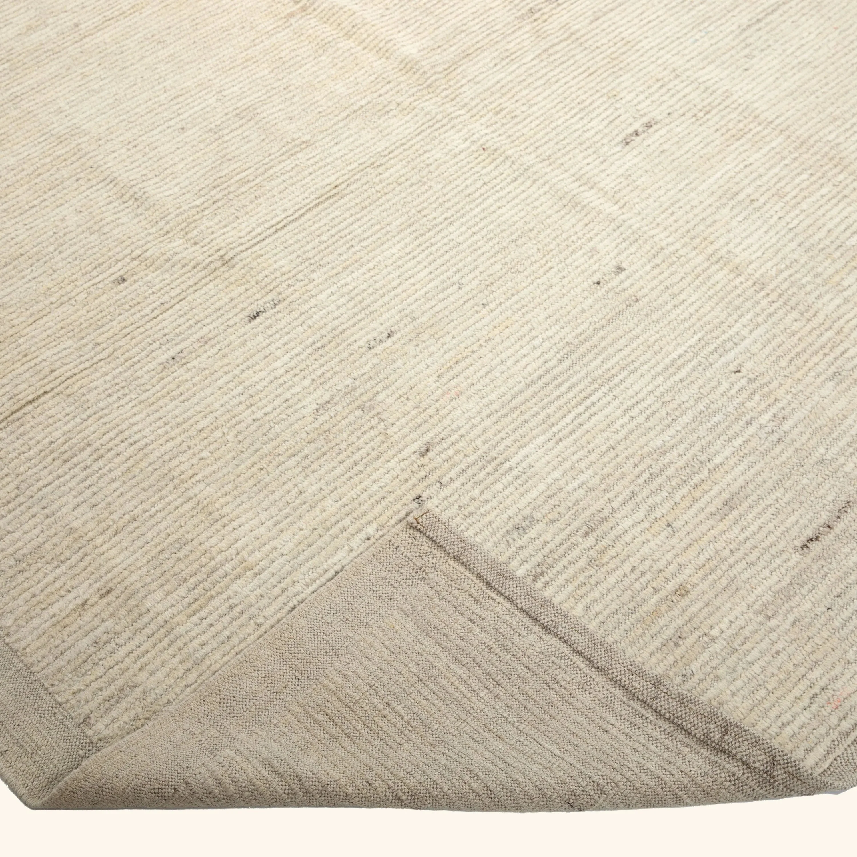 Ivory Zameen Textured Wool Rug - 8'5" x 10'3" - Image 4